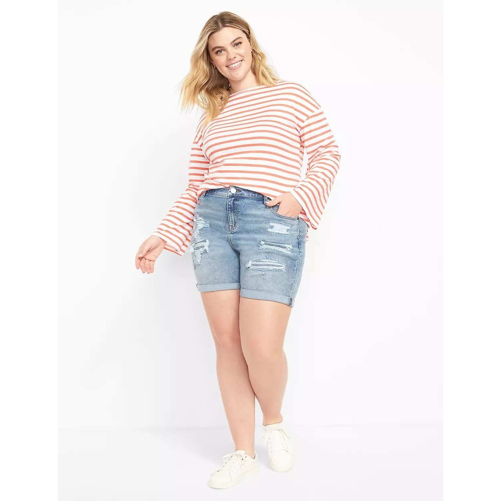 Lane Bryant Flex Magic Waistband Signature Fit Midrise Boyfriend Midi Short 20